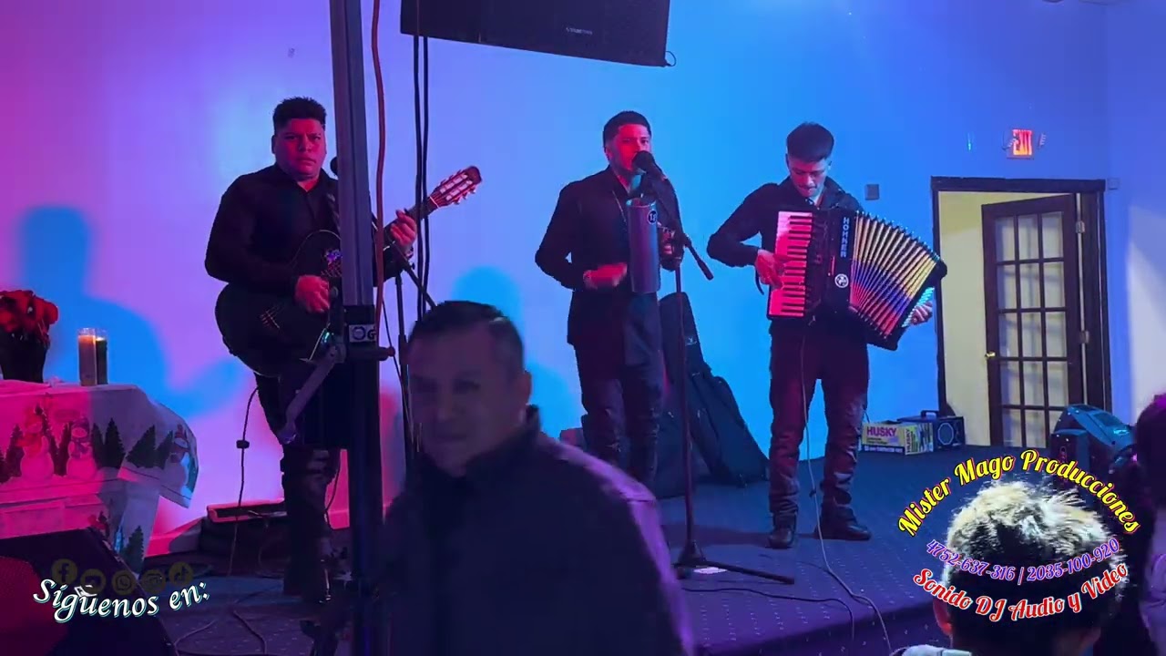 Los Hermanos Tacuris En Vivo en Waterbury Connecticut Fiestas de Navidad con La Familia Guasco, Cela