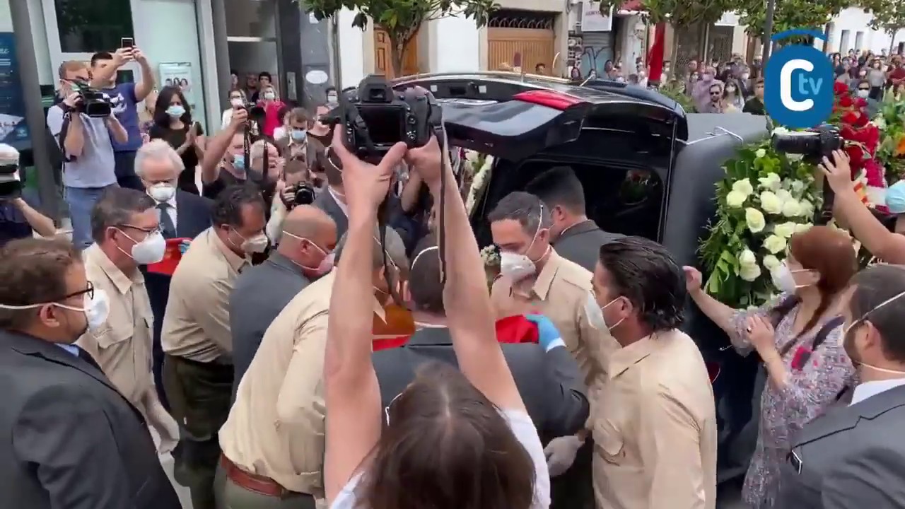 ⚫ Último adiós a Julio Anguita desde el Ayuntamiento de Córdoba