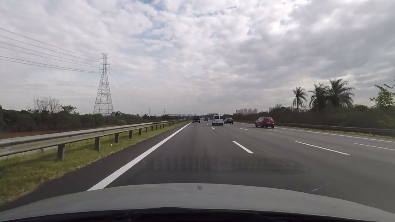 Encontro da rodovia Ayrton Senna c/ Marginal Tietê. e tome pressão!
