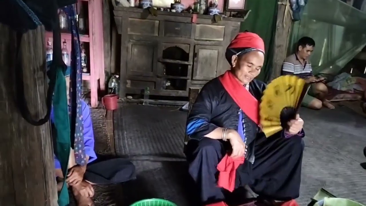 Thầy bói chuẩn nhất thôn Thượng xã Sán Sả Hồ