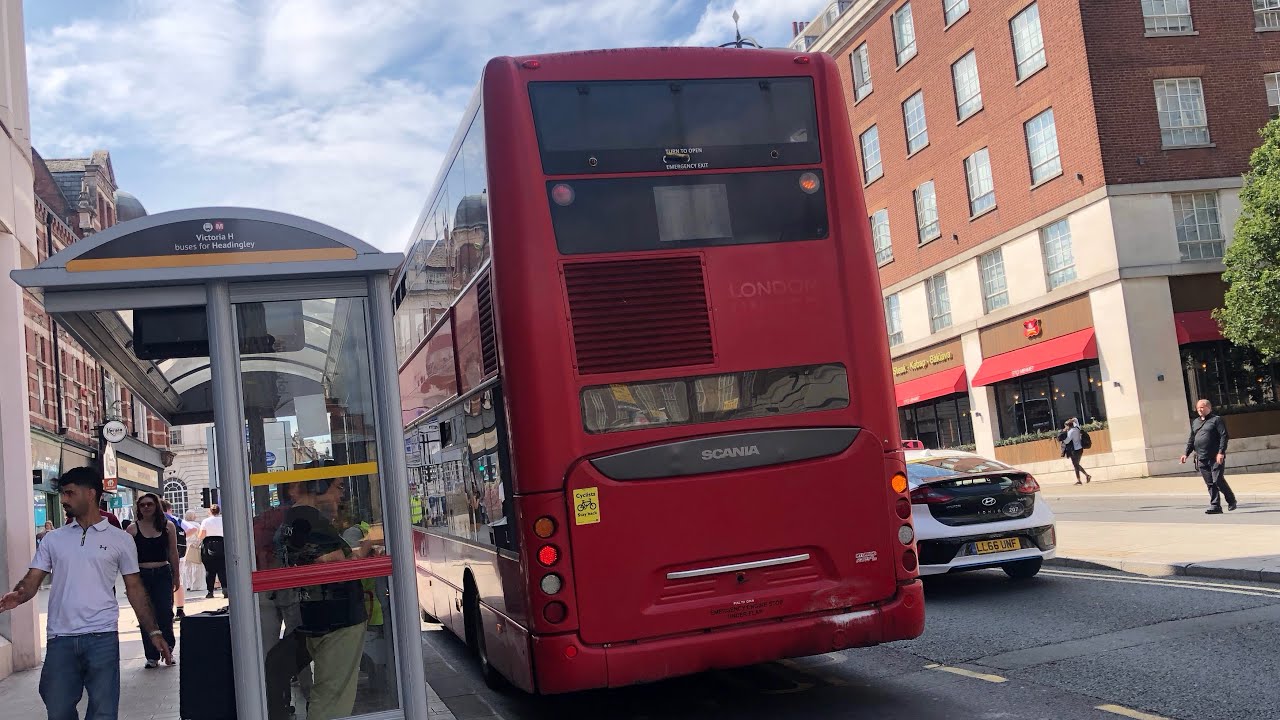 Connexions buses Scania N230UD OmniCity 5515 5515 LJ route 64 