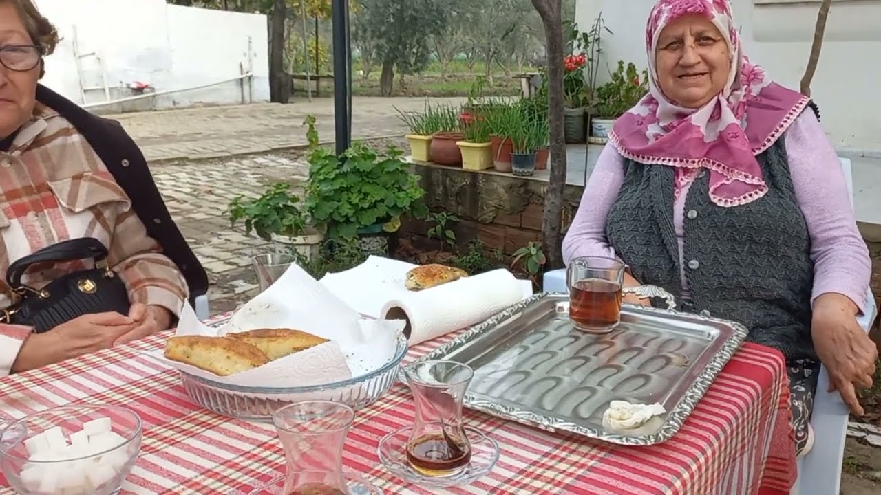 İZMİR TORBALI EĞERCİ KÖYÜNDEN TAKİPCİMİZ EMİNE HANIMIN EVİNE DAVETLİ OLARAK GİTTİK