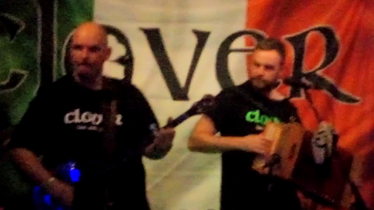 Clover - Sean South of Garryowen/Vive La Quinte Brigada
