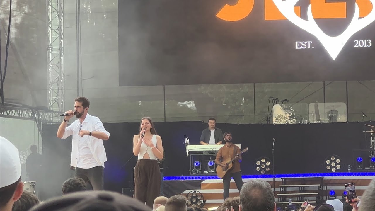 Jelen - Ještě jednu noc - Ostravský Majáles 2025 naživo, live