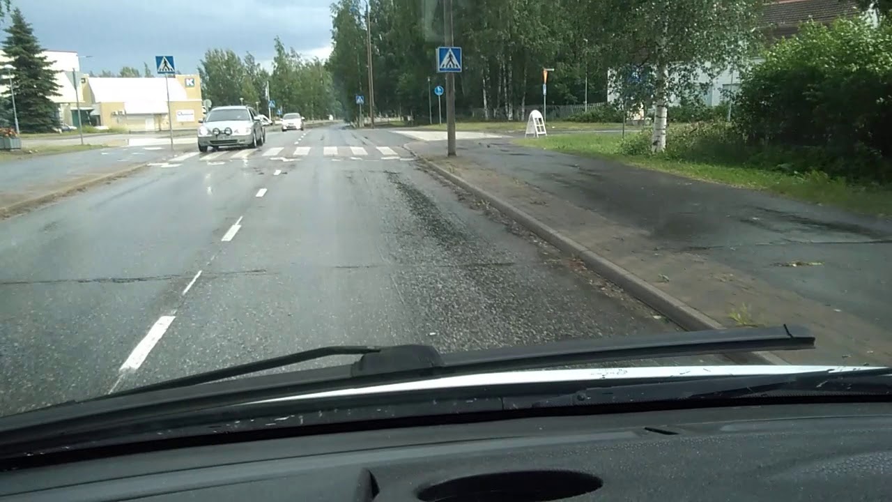 Juuassa, kamera kellahti