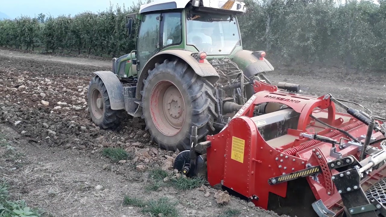 Massano stone burier type EXTREME with rear roller