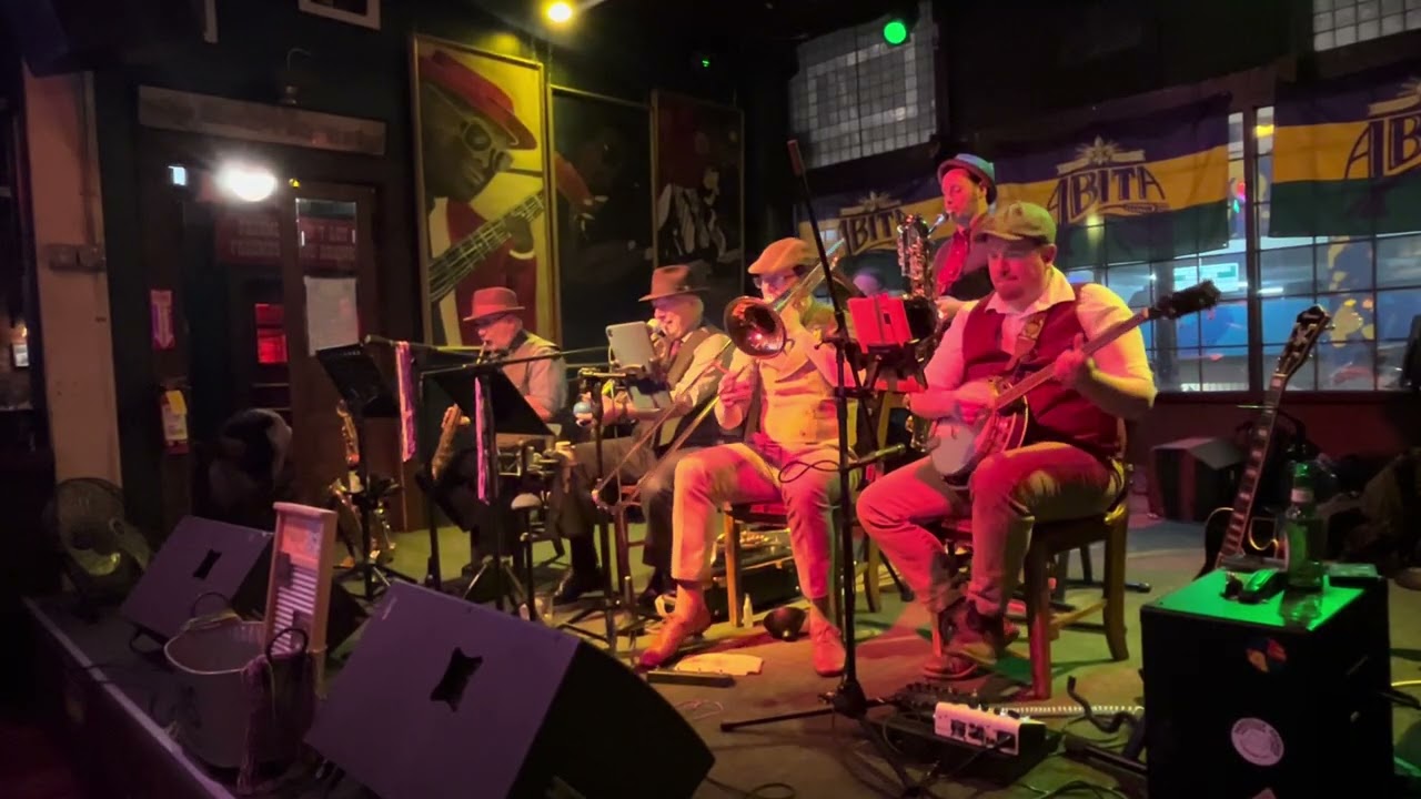 Dippermouth Blues: Tenpenny Bounce at Theodores 2/16/26