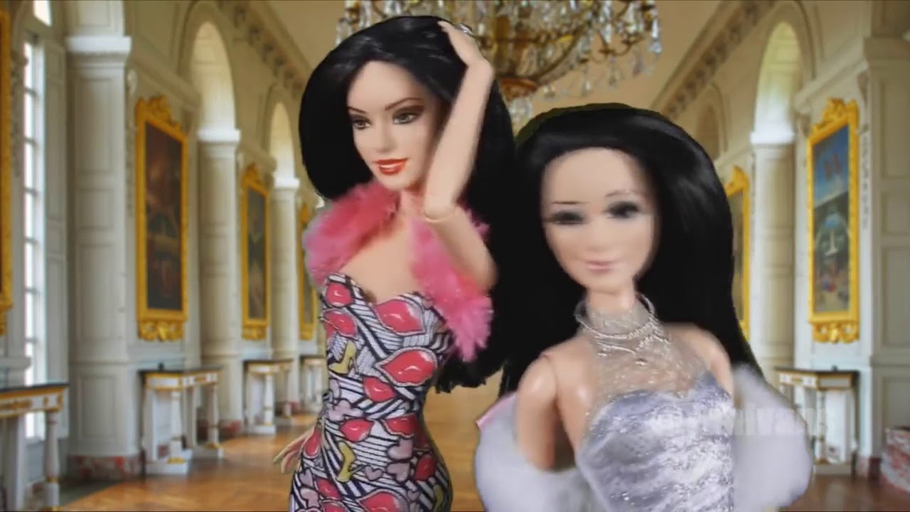Becky G, Natti Natasha   Sin Pijama Parodia con Barbies