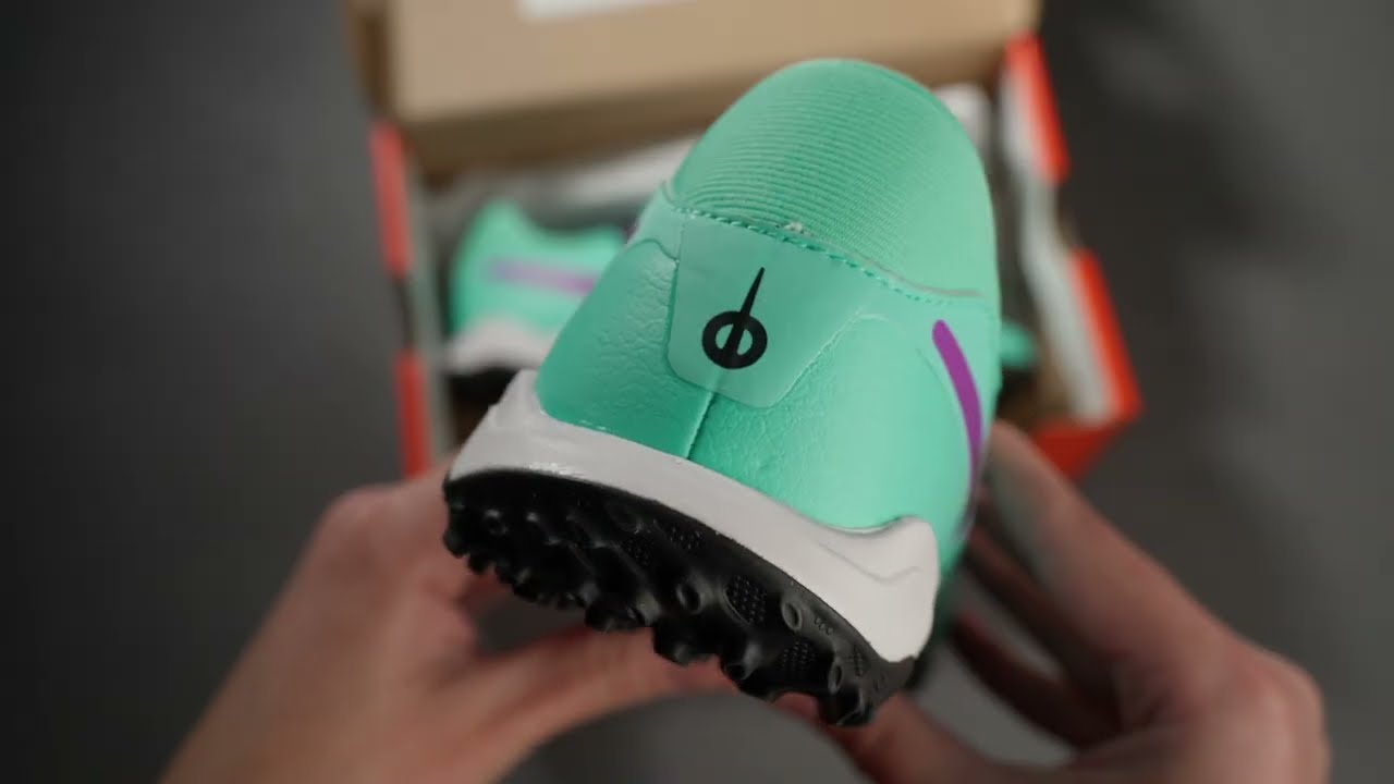 Шиповки Nike Tiempo Legend 10 Academy TF