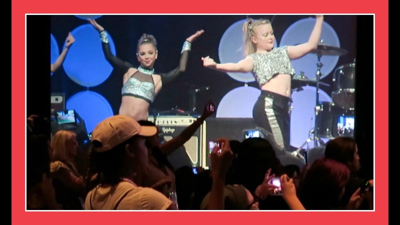 #FLAIR: The Dance @ PlaylistLive! Orlando | Flippin' Katie