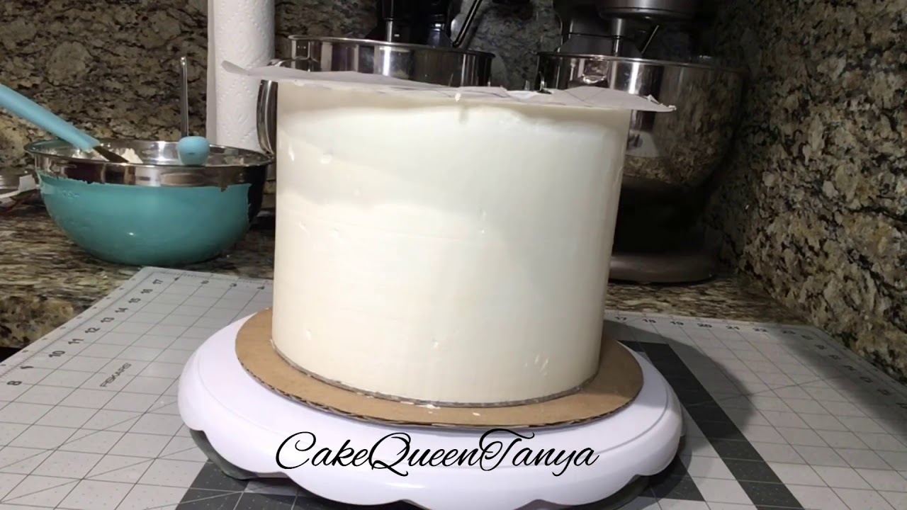 FROSTING A CAKE USING THE UPSIDE DOWN METHOD