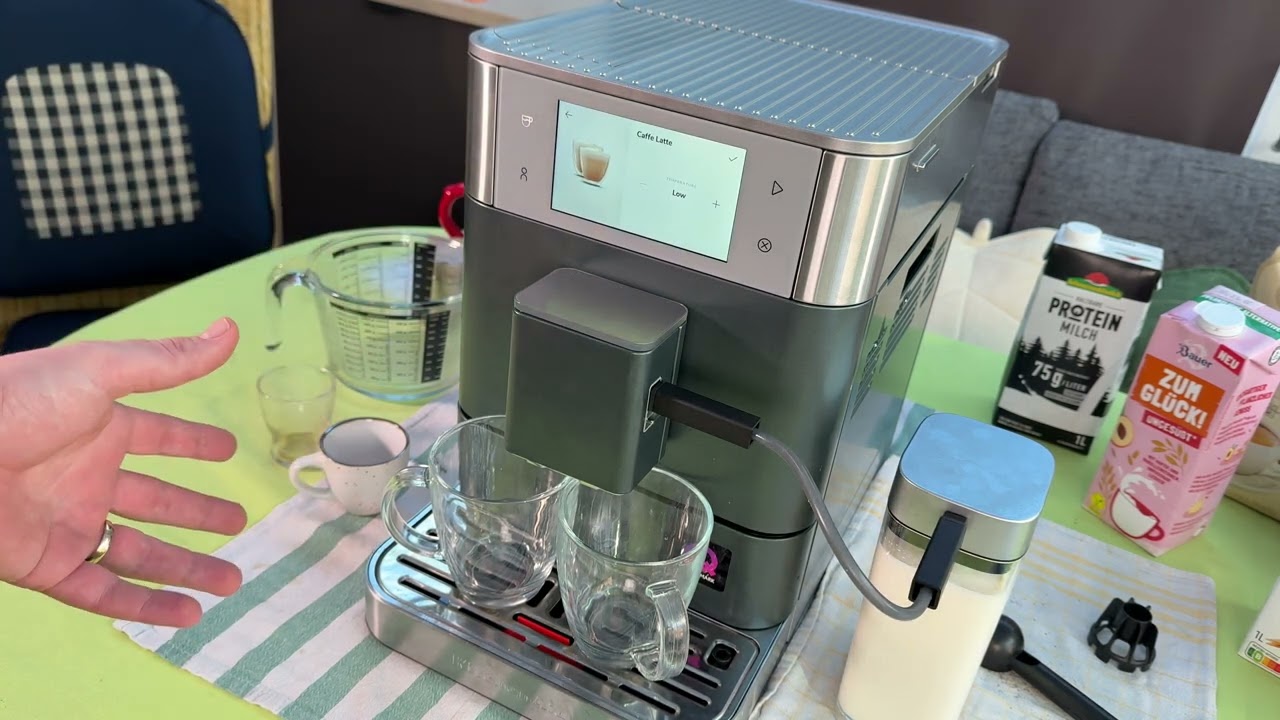 How to make two Caffe Latte in one go using KitchenAid - Automatic coffee machine KF8, KF7 & KF6 DIY