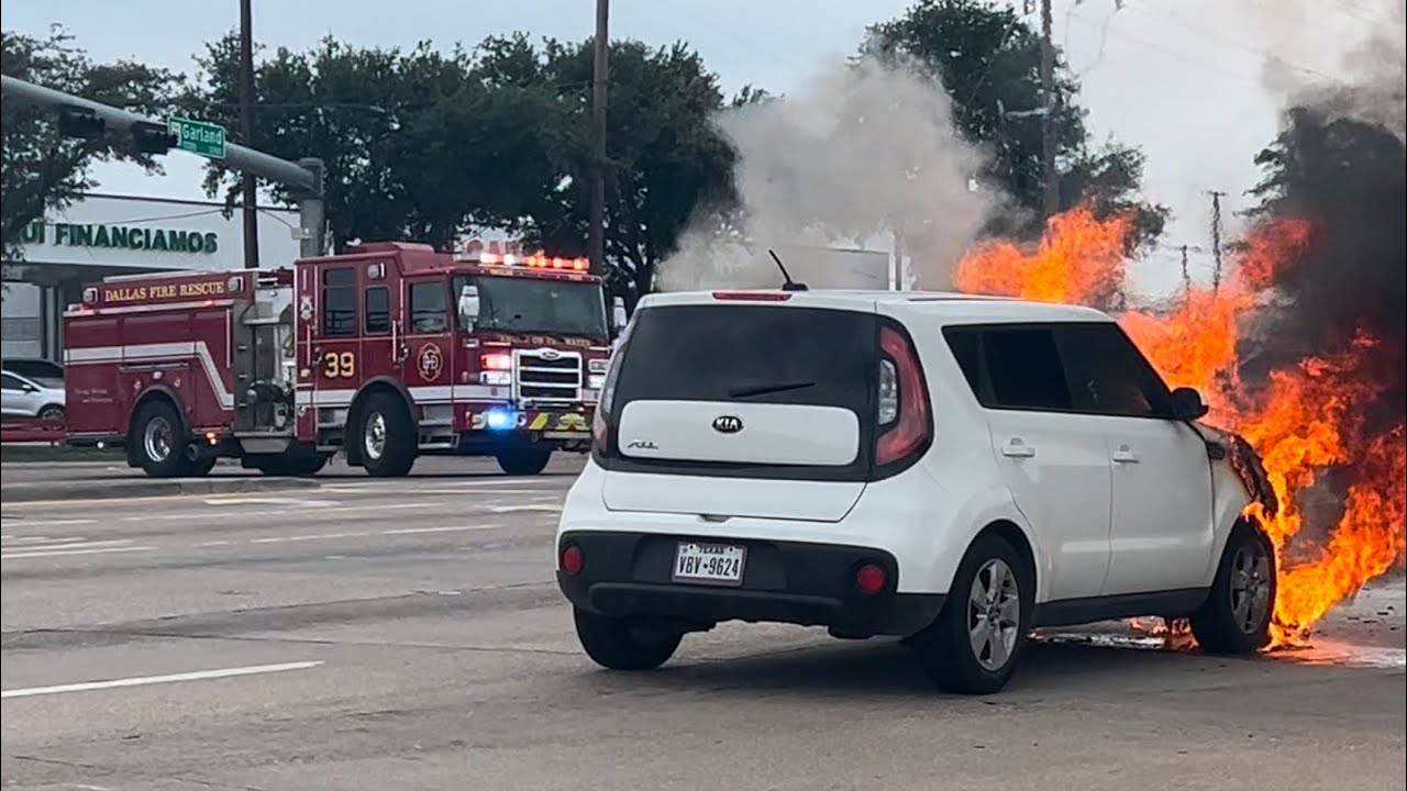 Dallas Fire Rescue. Working Vehicle Fire. Dallas Texas