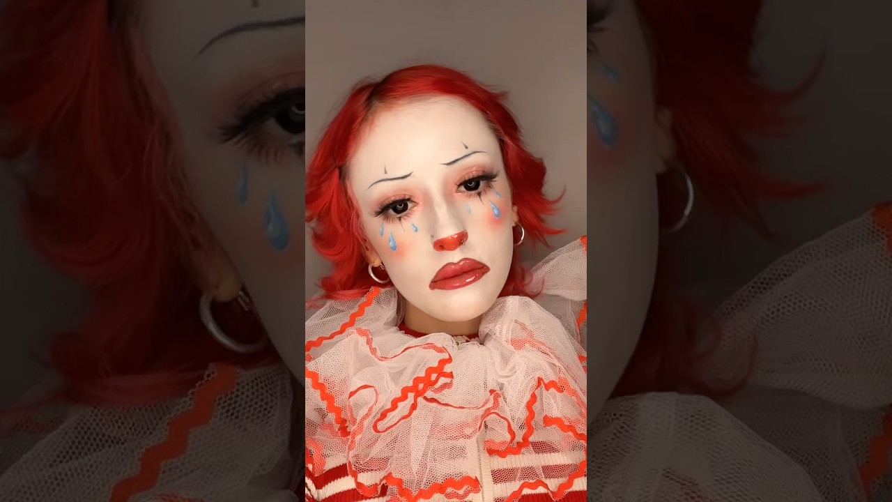 Cute sad clown makeup 🤡 #makeup #halloween #clown #halloweenmakeup