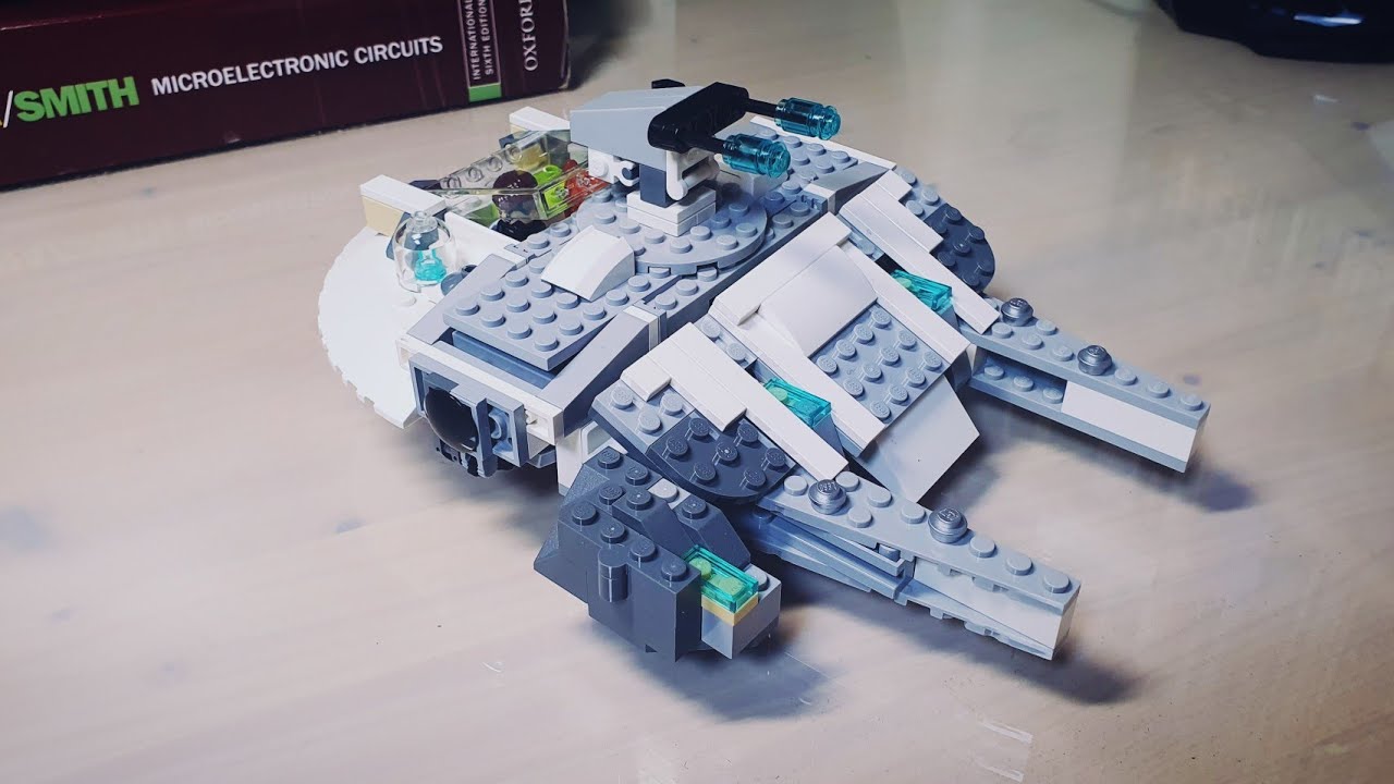 [MOC] LEGO Malibu Falcon (LEGO 76007 Malibu Mansion Attack alternative build) - cheap brick channel