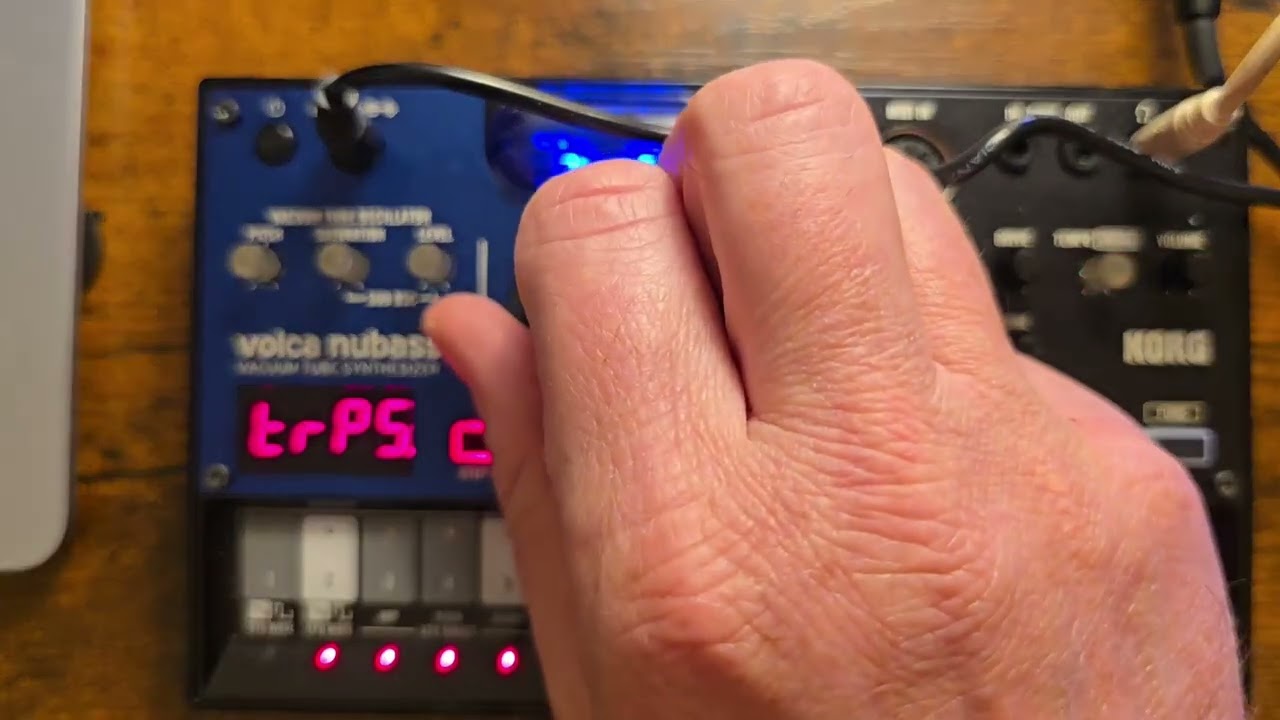 Korg Volca Nubass live jam 3/9/26