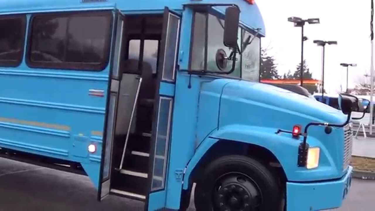 Northwest Bus Sales Used 2005 Thomas Freightliner FS65 44 Passenger Commercial Bus B57292