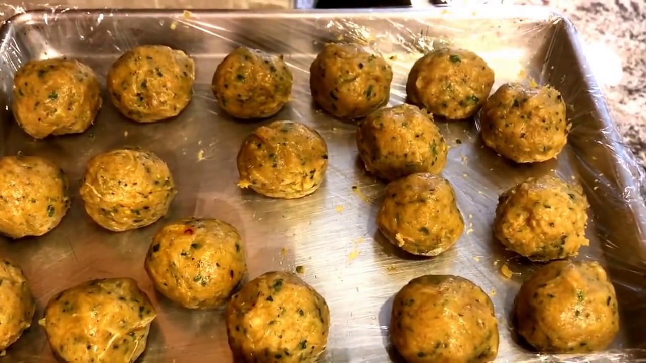 كفتة الدجاج بطريقه مبسطة  Chicken  meatball