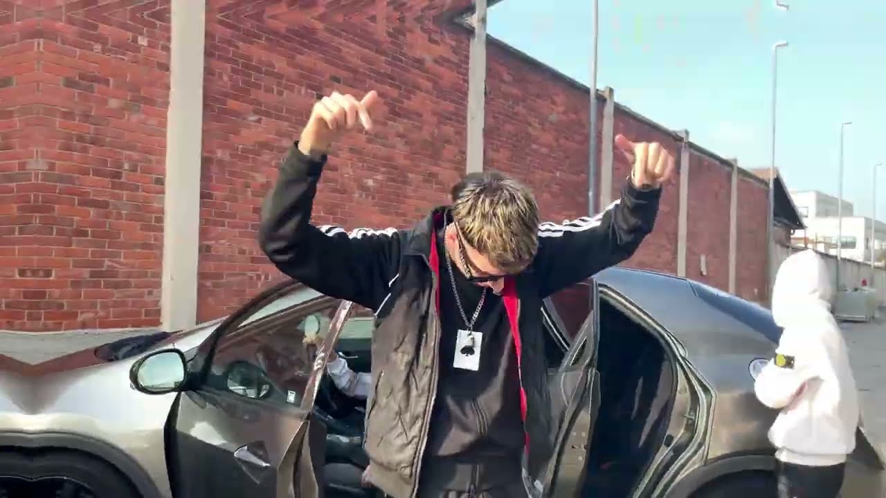 Mago - Mon Free (Official Video)