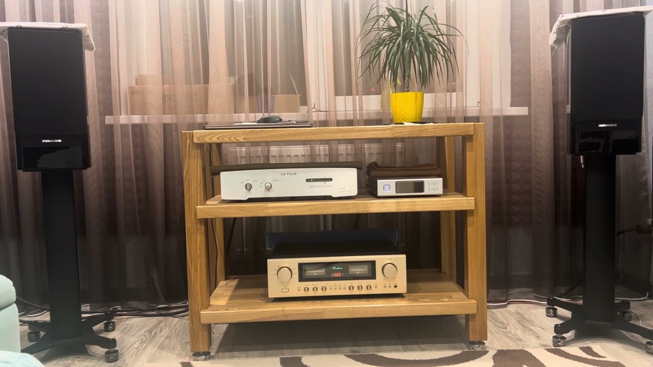 Accuphase+Dynaudio Contour 20i (видео 2)