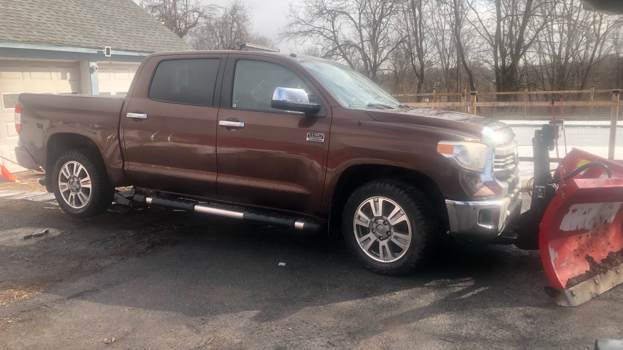 2015 TOYOTA TUNDRA 5.7L Como cambiar los frenos de la parte trasera 🔧🔧🔧