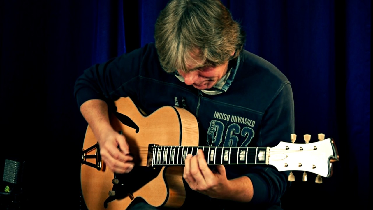 FGN Masterfield MFA-FP präsentiert von Michael Sagmeister