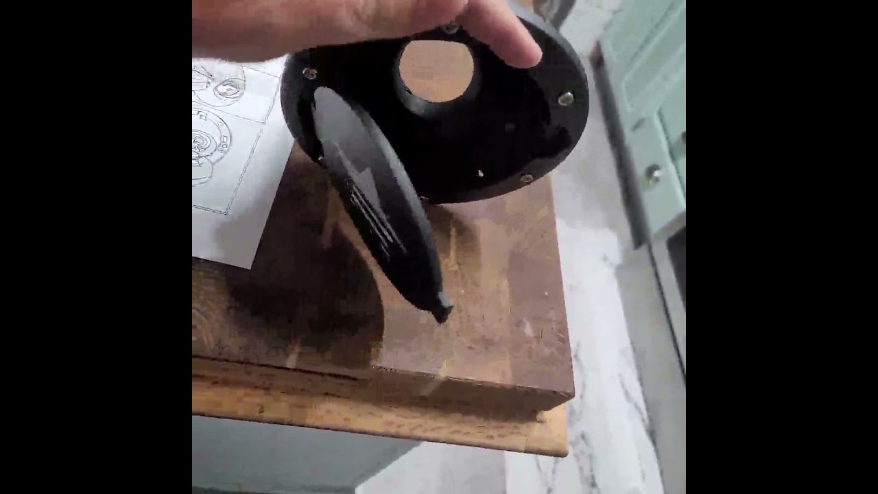 Buling JK Gas Cap Cover Aluminum Fuel Door Cover Fuel Filler Cover Review, Doesn't open fully, flops