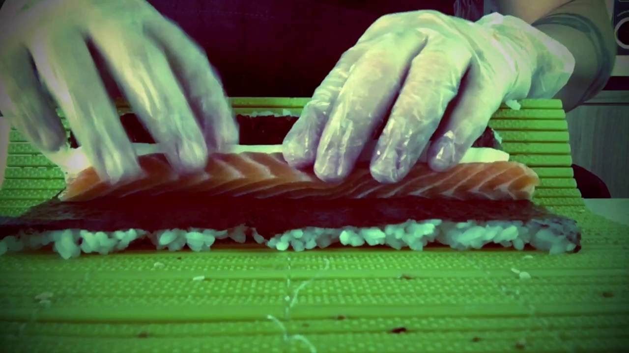 URAMAKI FILADELFIA | COMO FAZER SUSHI EM CASA | TAMIRES NOGUEIRA