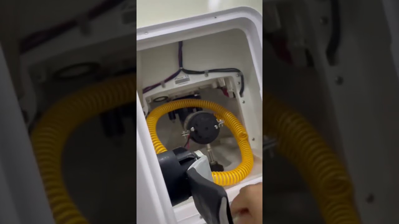 How to Replace a Freucamp Access Door Locking Handle