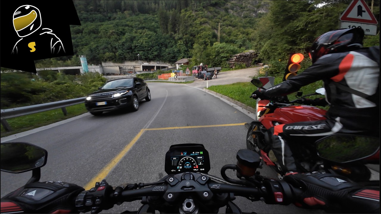 BMW M1000R Competition