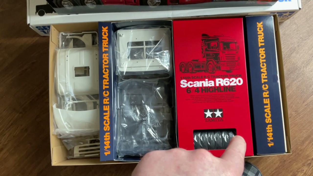 The Tamiya Scania R620 Highline Unboxing #rcelf￼
