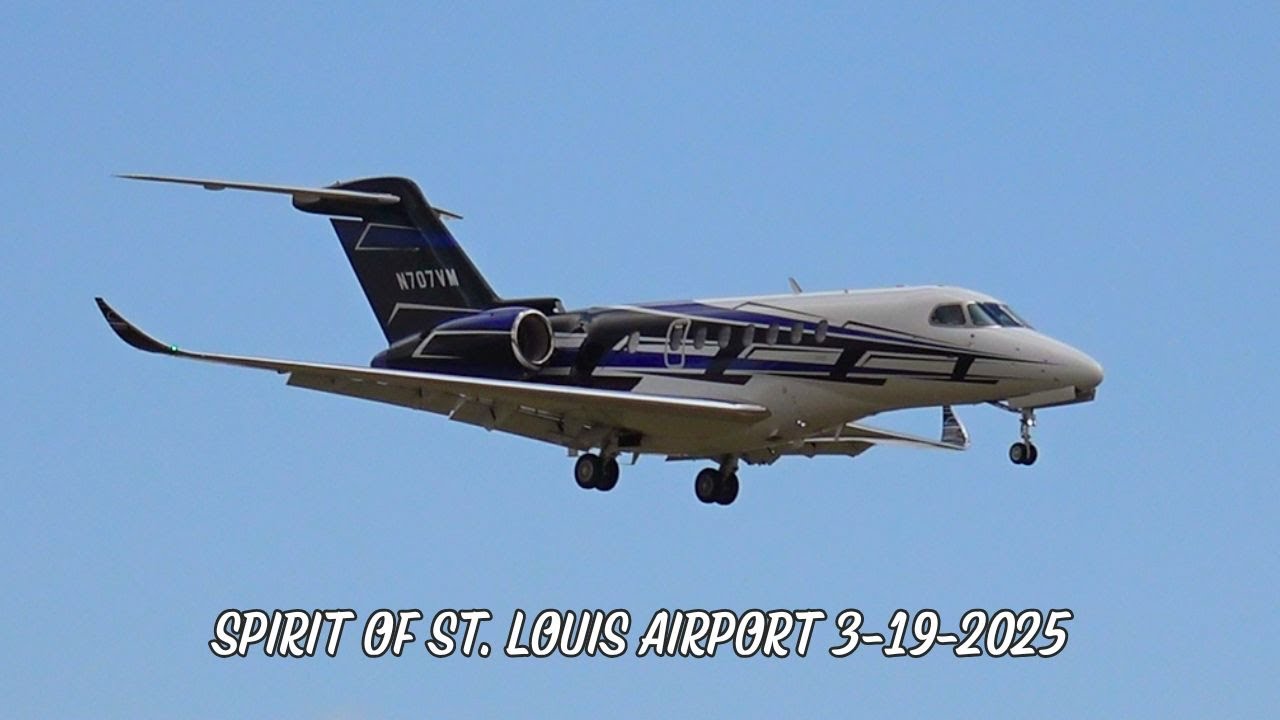 Private jets Battle Low Level Windshear and Strong Crosswinds at Spirit of St. Louis Airport!