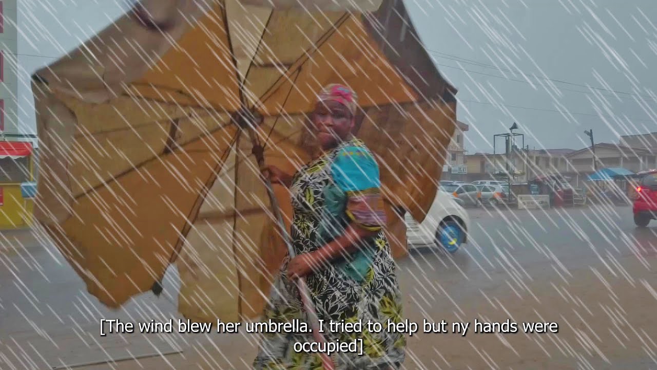 AFRICAN TRADER SELLING IN HEAVY RAIN || AFRICAN WALK VIDEOS