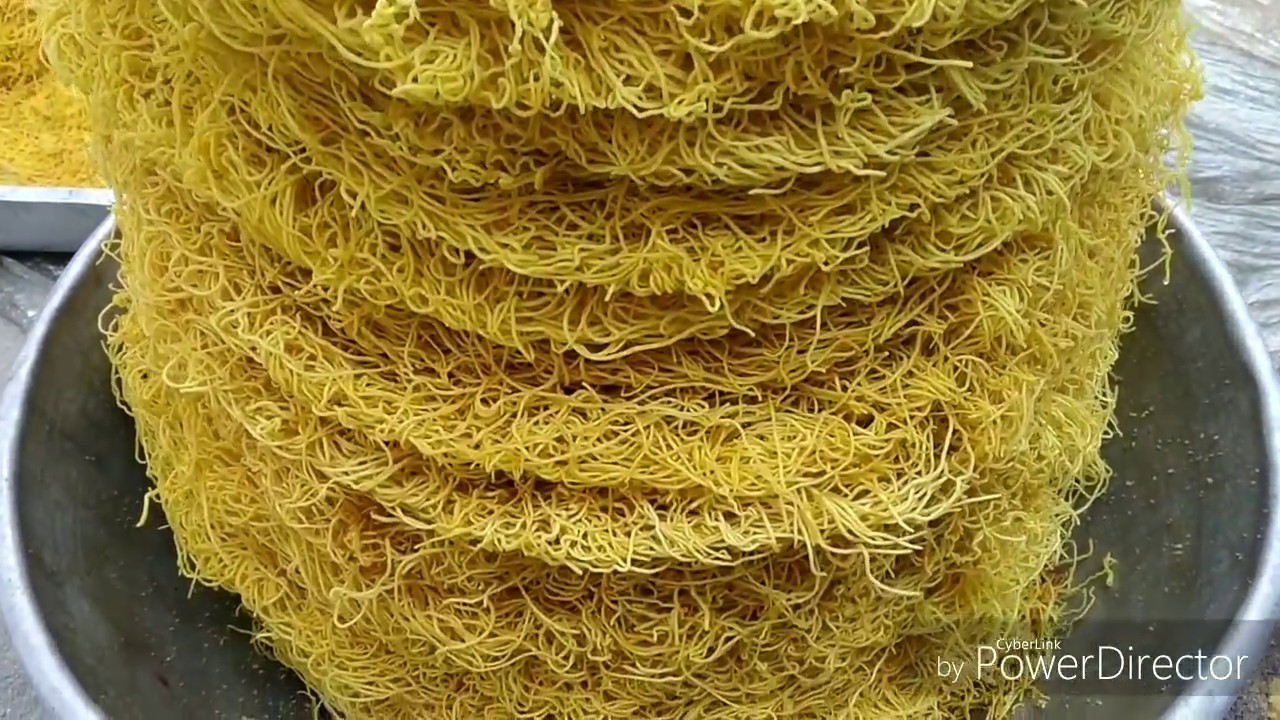 स्पेशल सेव पूरी कि सेव बाजार जैसी चटपटी बेसन सेव