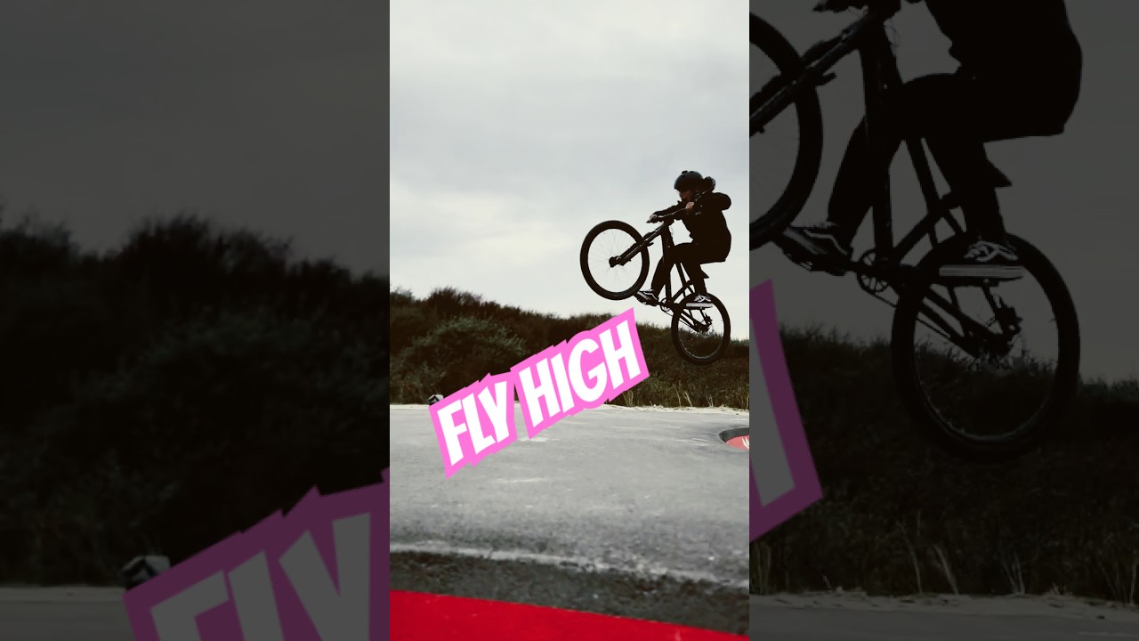PINK BANANA - Pumptrack Jump