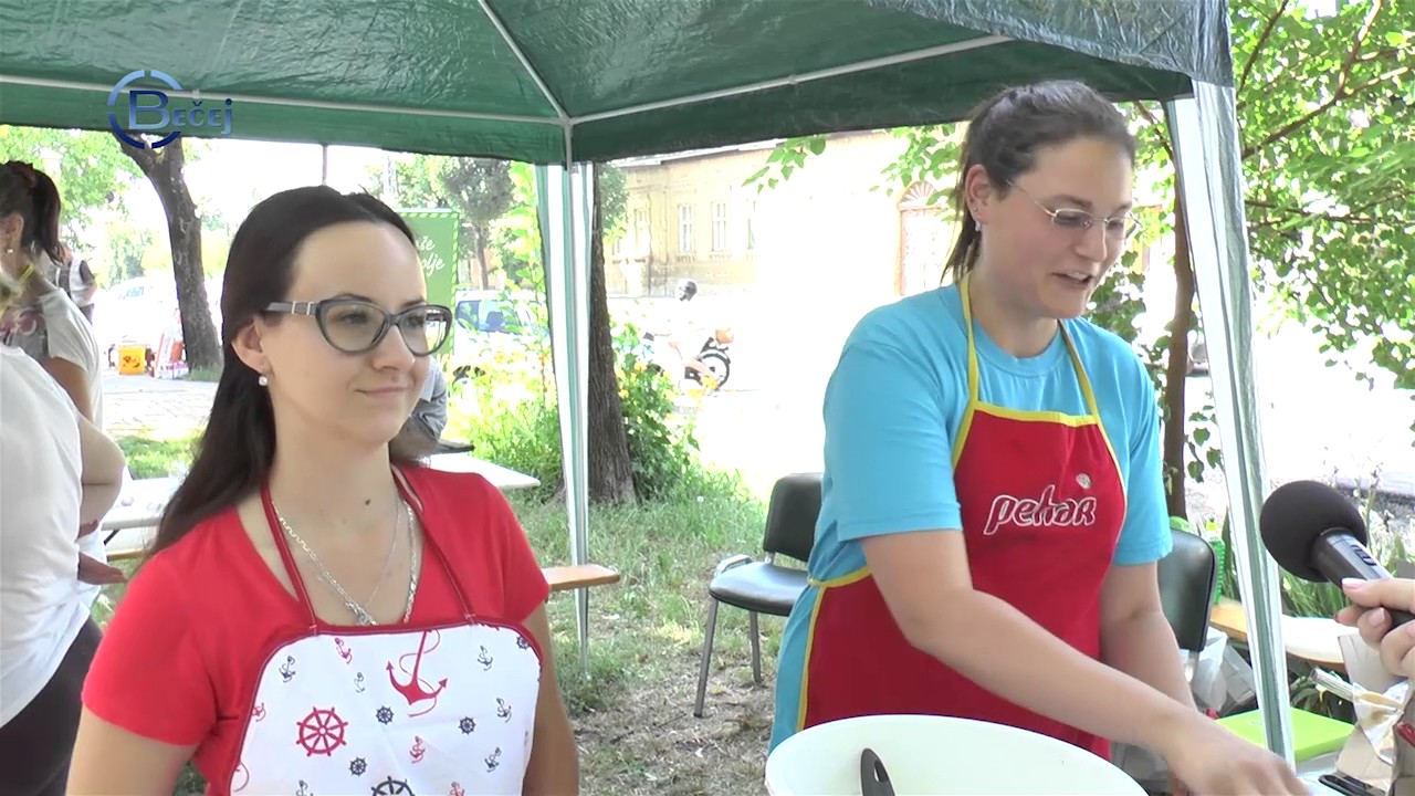 TV BEČEJ: Bačko Gradište: Festival u čast njenom veličanstvu Palačinki