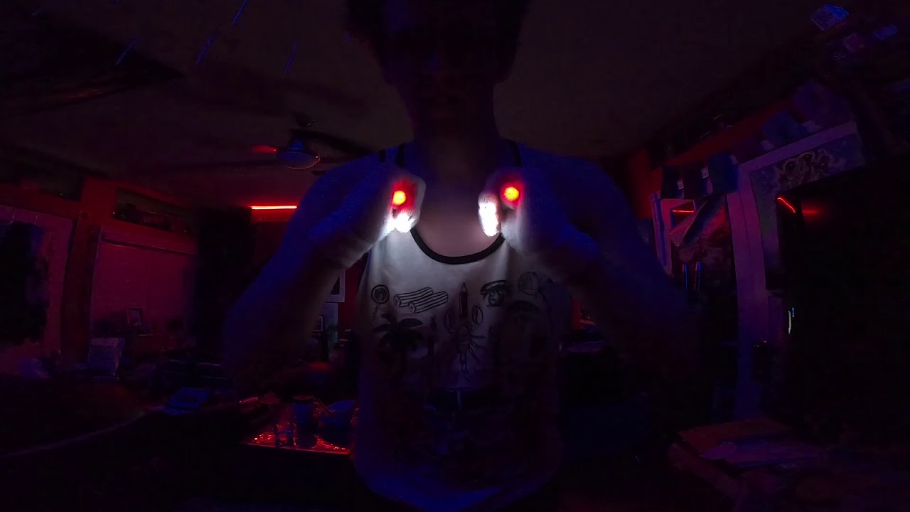Megasloth vs Mr. Freckles -  Top 8 | [PRO] [Gloving.com]