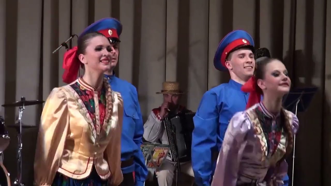 Танец донских казаков. Ансамбль танца «Радость» (Radost), г. Брест. Концерт 2013 года / Казачий пляс
