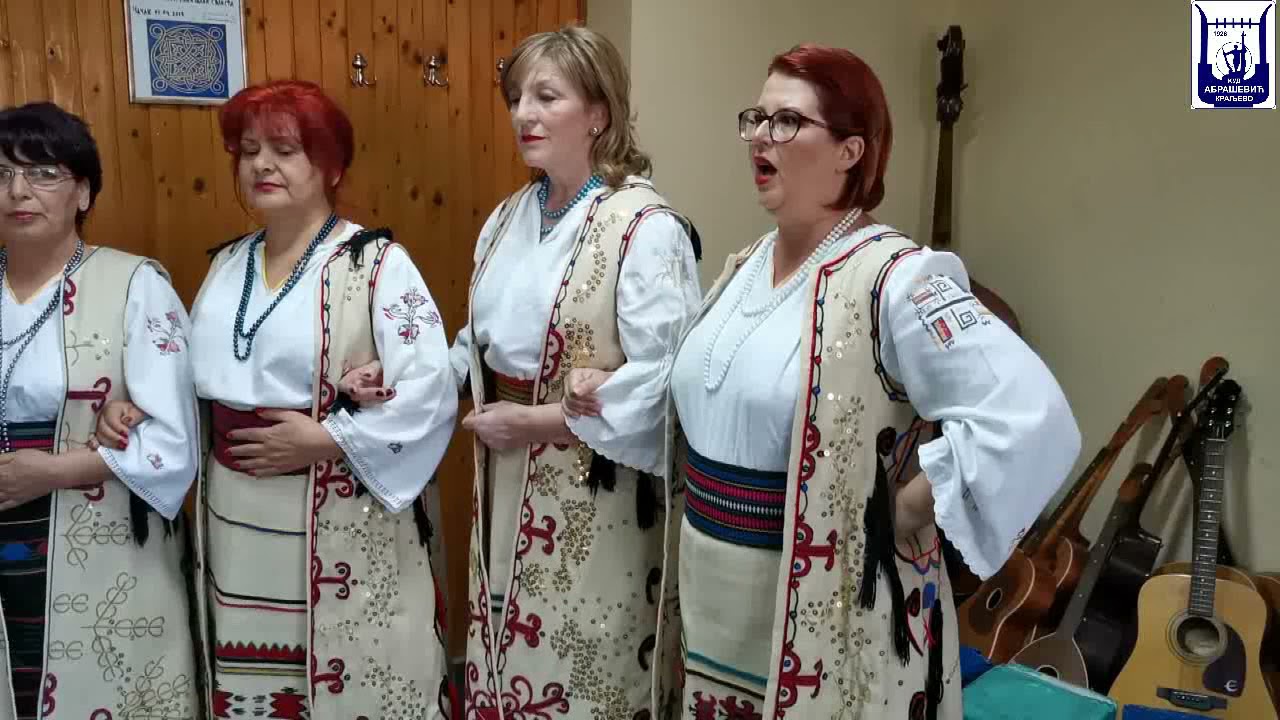 Alaj mi se ogrozdila venja - ženska pevačka grupa KUD-a 