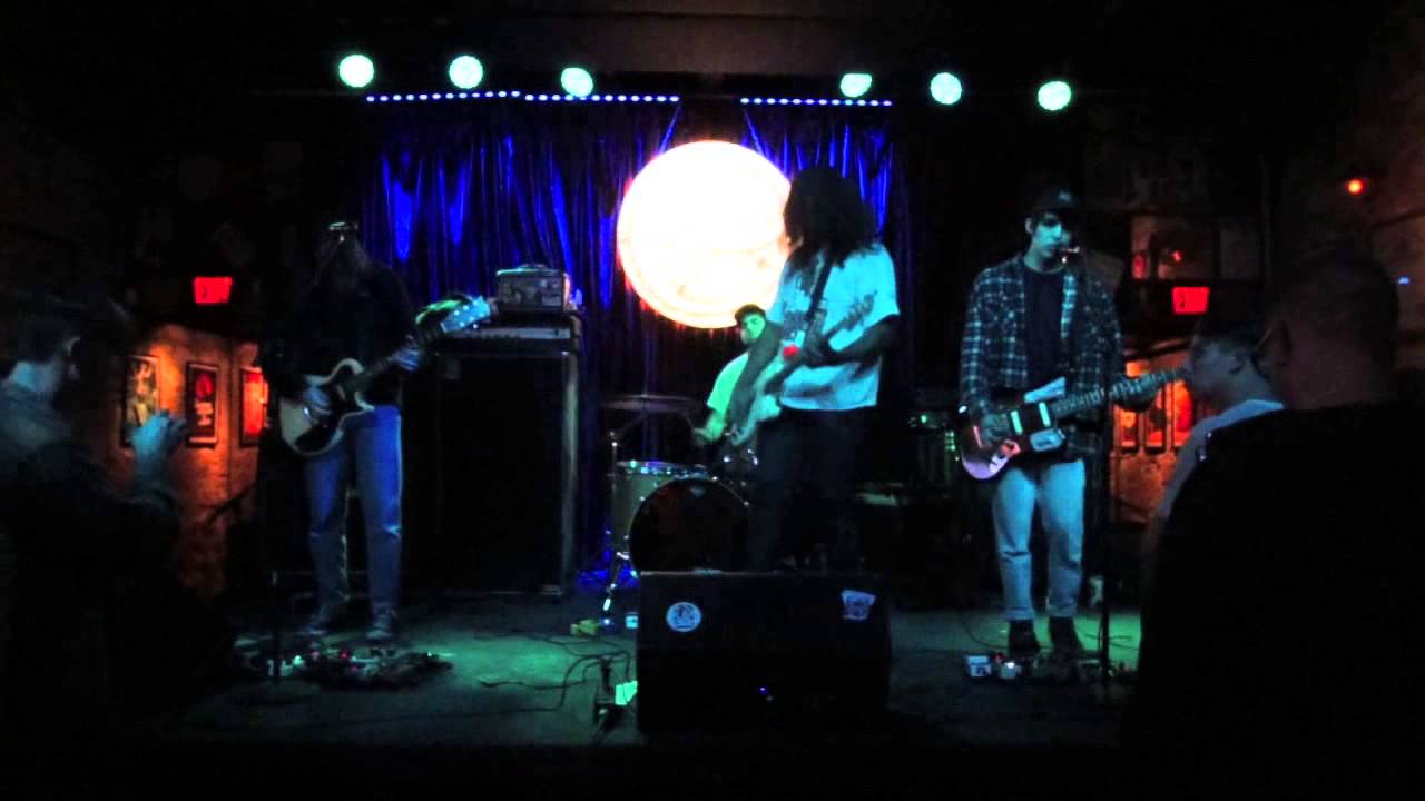 Narrow Head