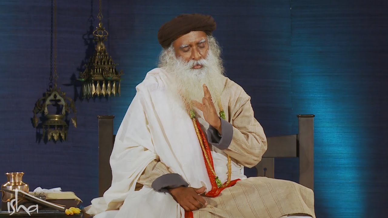 தெய்வீகத்தை வரவேற்கும் உடல் உருவாக்க முடியுமா? | Body - An Invitation to the Divine | Sadhguru Tamil