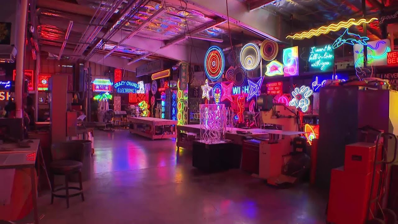 Meet a neon artist | STEAM