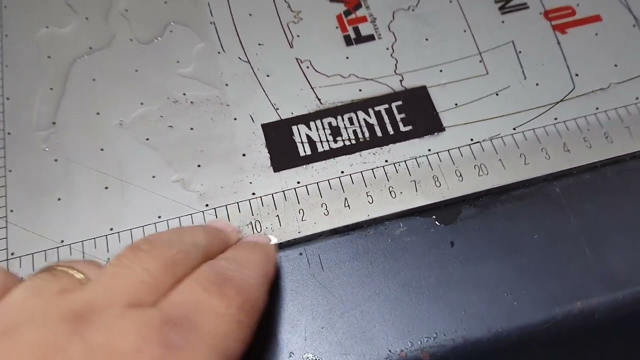 Como remover a tinta  U.V. de forma fácil da mesa de impressão. Passo a Passo