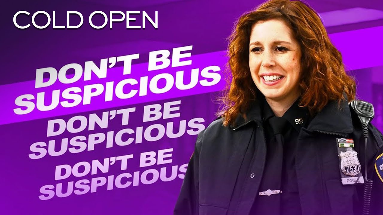 Cold Open: Debbie Can't Fool Anyone - Brooklyn Nine-Nine