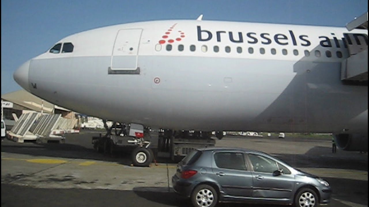 vol Bruxelles Dakar en business avec un Aribus A330 de Brussels Airlines,  subscribe please