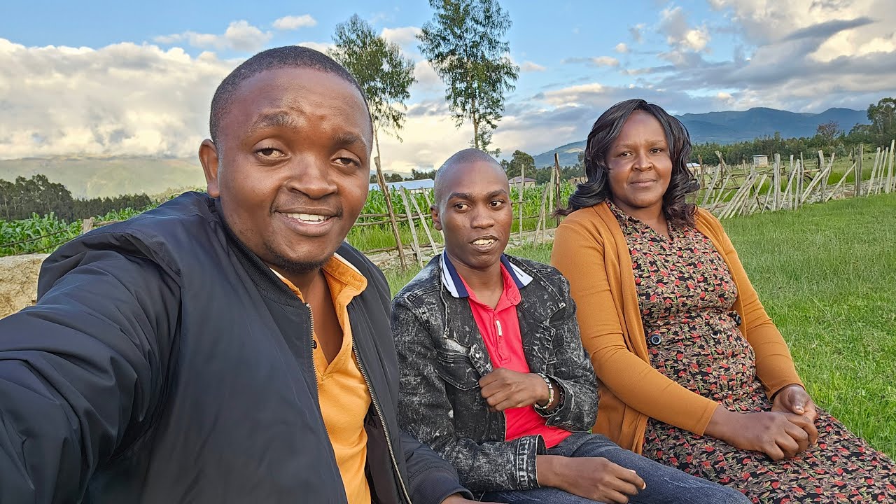 🤣🤣🤣GIKENO NA NGENIA (KAMONDO) GWIKINYIA NYANDARUA MIHARATI KWIGWATIRA INDO CIAKE......