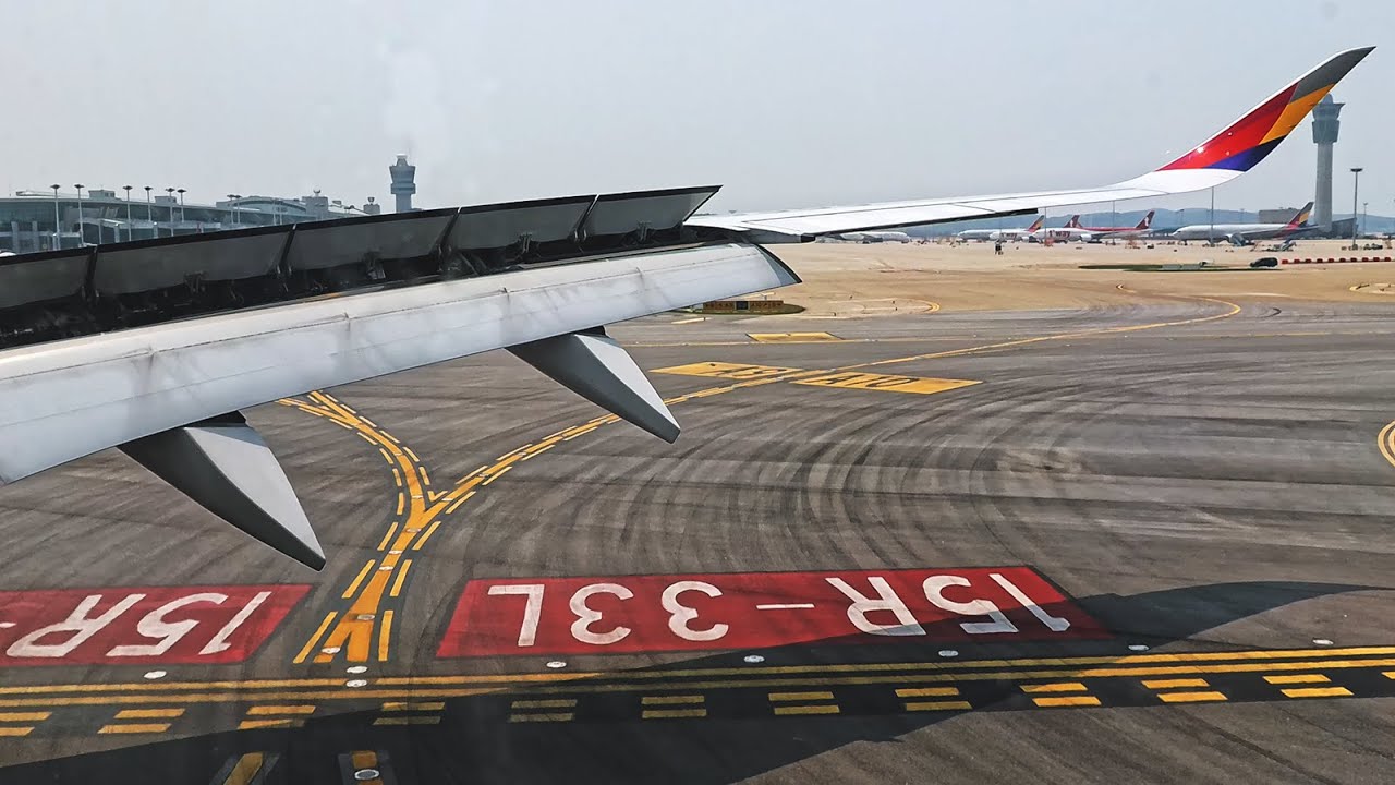 #Asianaairlines #Airbus #A350 Asiana Airlines Landing flight No. OZ542 Frankfurt to Seoul Incheon