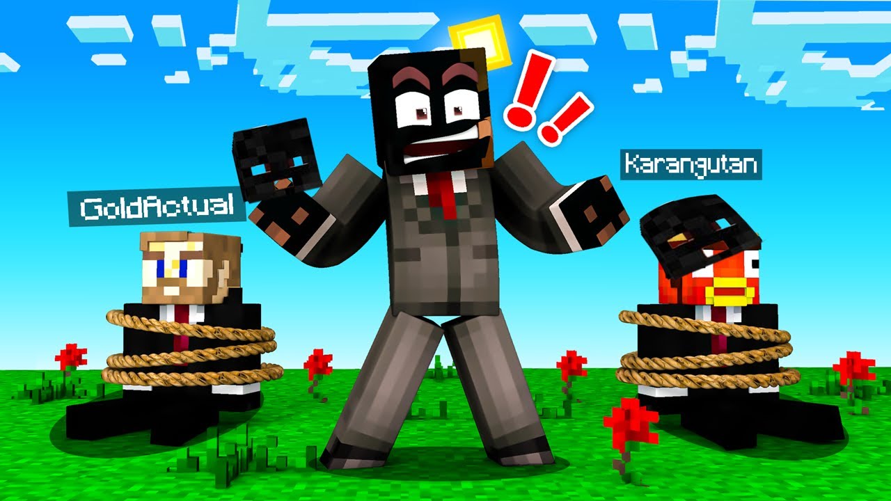 CAPTURING TRAITORS in CAMP MINECRAFT
