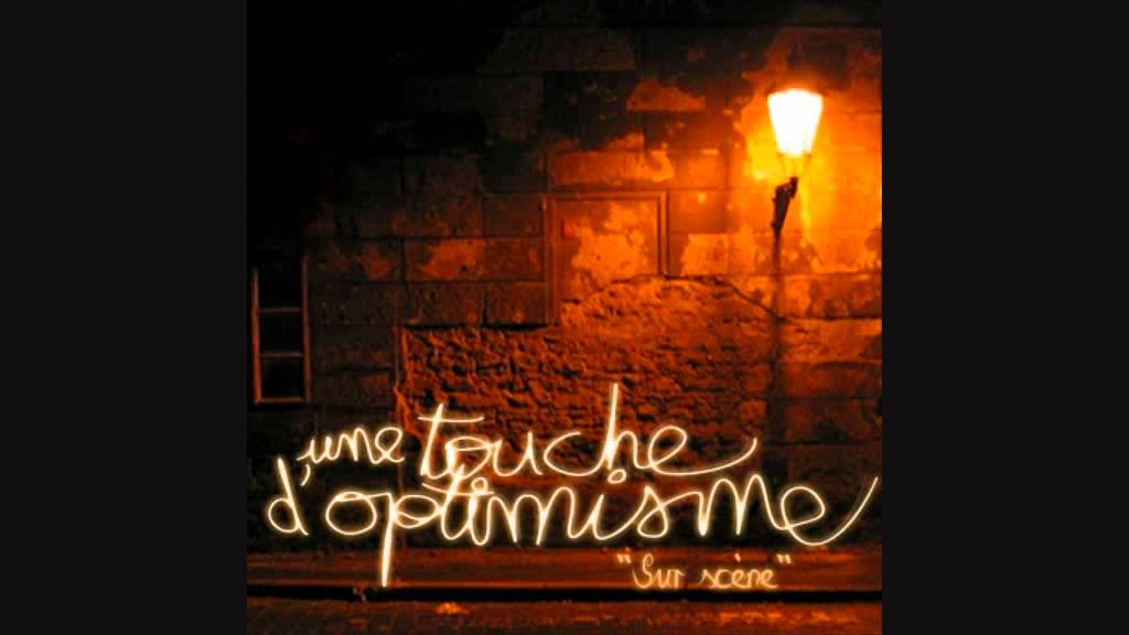 Dans les bars de la ville-une touche d'optimisme