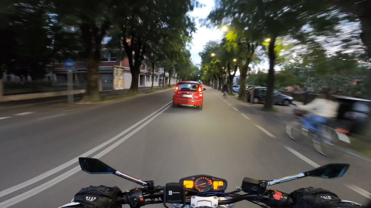 Test ride Suzuki gsr 600